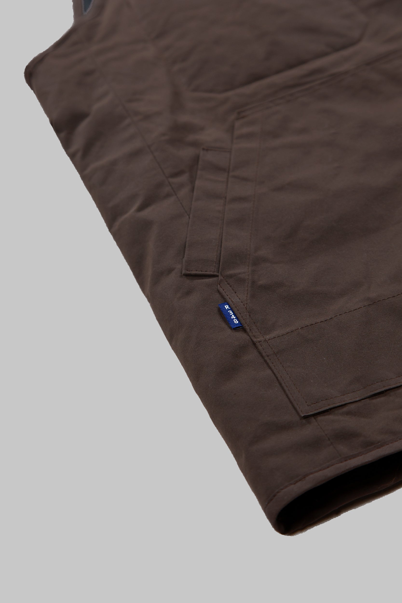 Kedleston Dry Wax Quilted V Vest Mocha